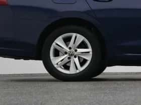 Volkswagen Golf (2021) thumbnail 38