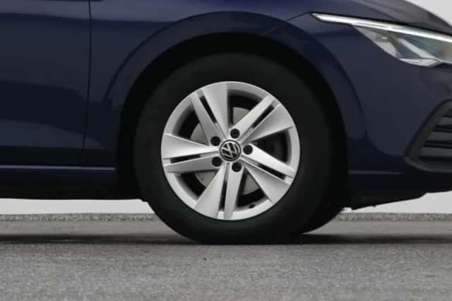 Volkswagen Golf (2021) thumbnail 39