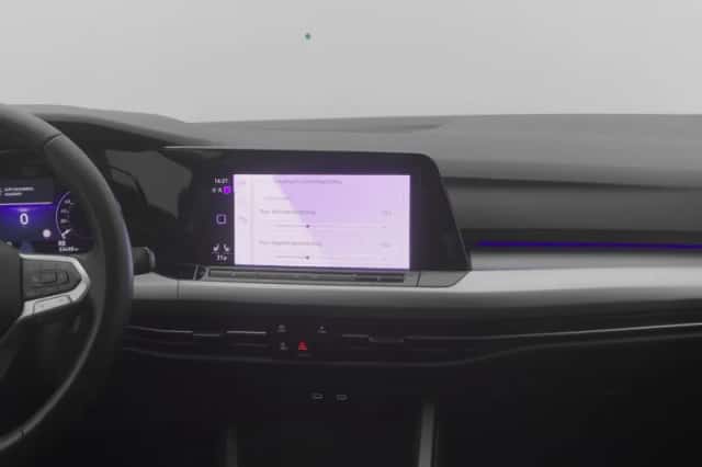 Volkswagen Golf (2021) thumbnail 7