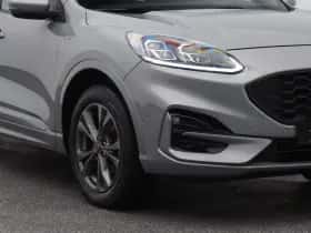 Ford Kuga (2022) thumbnail 17