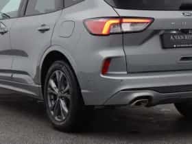 Ford Kuga (2022) thumbnail 18