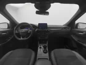 Ford Kuga (2022) thumbnail 3