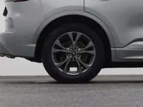 Ford Kuga (2022) thumbnail 41