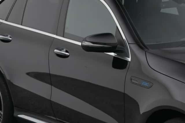 Mercedes-Benz EQC (2020) thumbnail 23