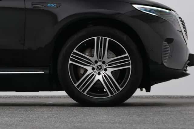 Mercedes-Benz EQC (2020) thumbnail 42