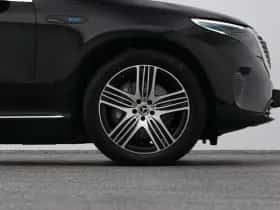Mercedes-Benz EQC (2020) thumbnail 42