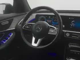 Mercedes-Benz EQC (2020) thumbnail 8