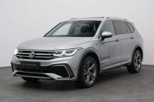 Volkswagen Tiguan (2023) thumbnail 1