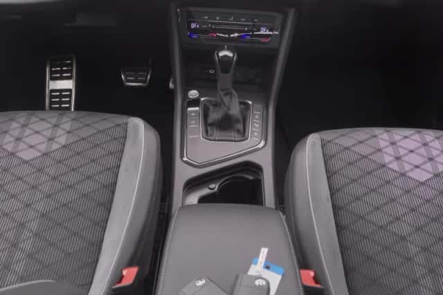 Volkswagen Tiguan (2023) thumbnail 11