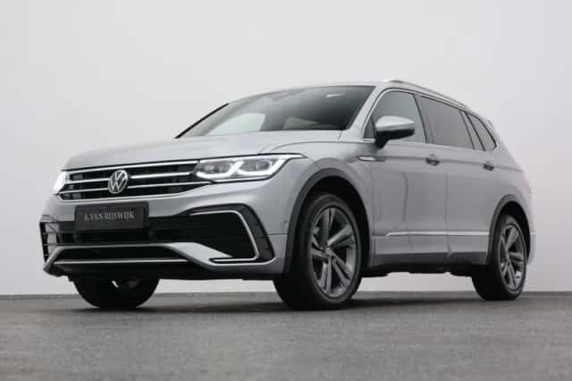 Volkswagen Tiguan (2023) thumbnail 14