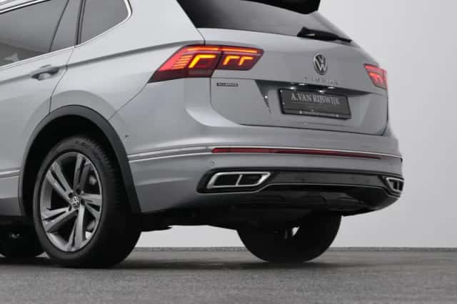 Volkswagen Tiguan (2023) thumbnail 21