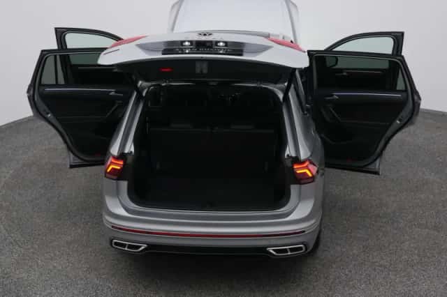 Volkswagen Tiguan (2023) thumbnail 28
