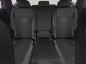 Volkswagen Tiguan (2023) thumbnail 4