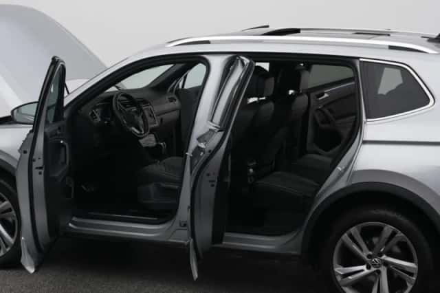 Volkswagen Tiguan (2023) thumbnail 32