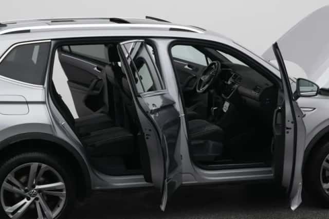 Volkswagen Tiguan (2023) thumbnail 33
