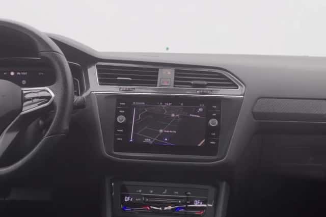 Volkswagen Tiguan (2023) thumbnail 8