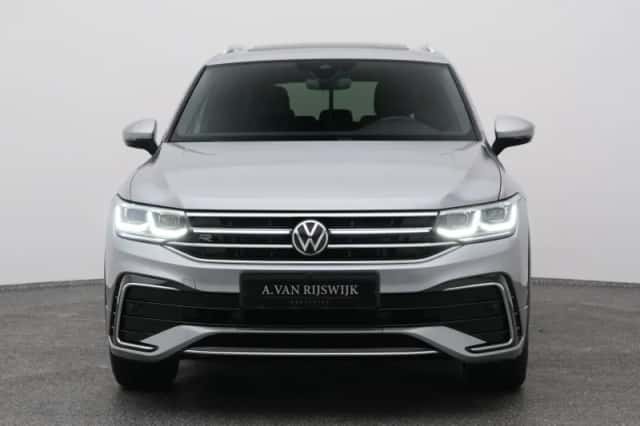 Volkswagen Tiguan (2023) thumbnail 9