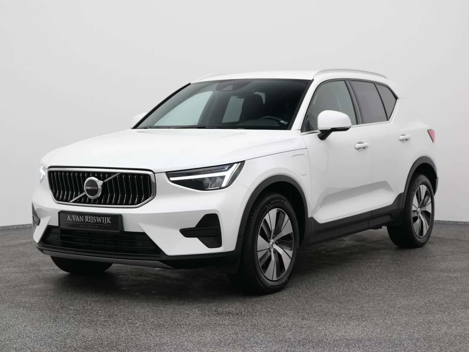Volvo XC40 (2022) — foto 1