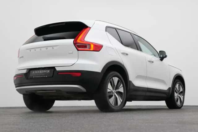 Volvo XC40 (2022) thumbnail 16