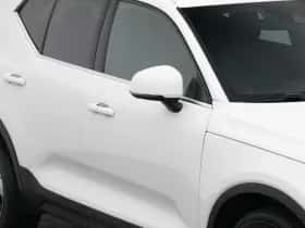 Volvo XC40 (2022) thumbnail 23