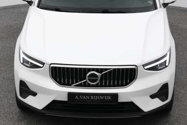 Volvo XC40 (2022) thumbnail 30