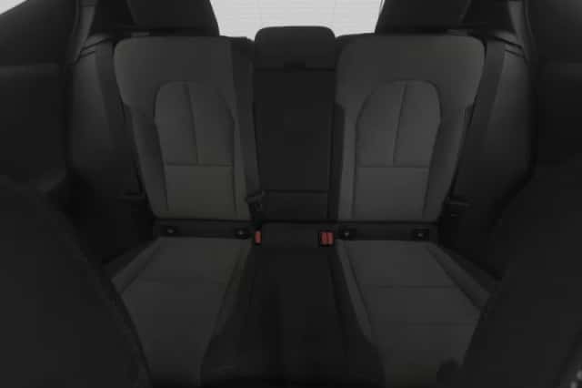 Volvo XC40 (2022) thumbnail 4