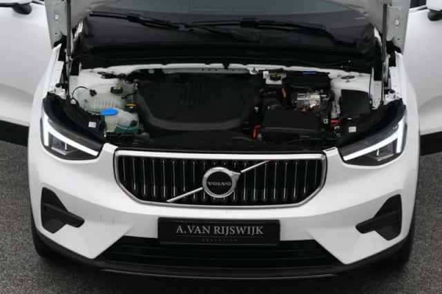 Volvo XC40 (2022) thumbnail 31