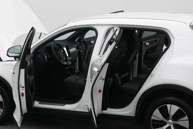 Volvo XC40 (2022) thumbnail 33