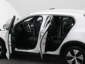 Volvo XC40 (2022) thumbnail 33