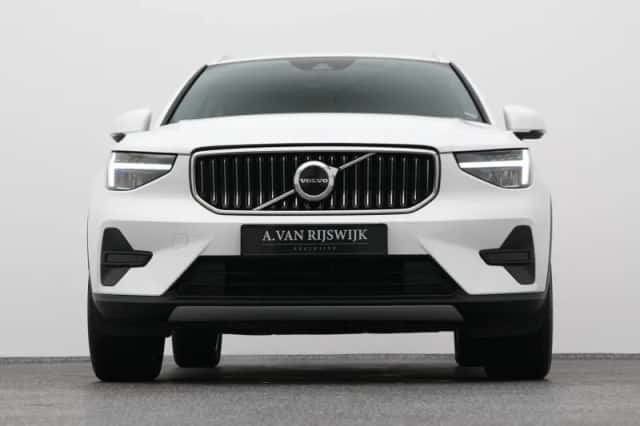 Volvo XC40 (2022) thumbnail 35