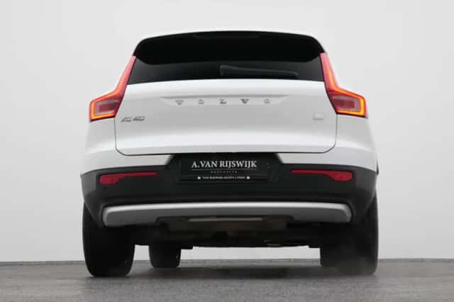 Volvo XC40 (2022) thumbnail 36