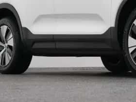 Volvo XC40 (2022) thumbnail 38