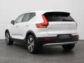 Volvo XC40 (2022) thumbnail 5