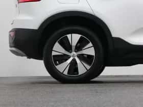Volvo XC40 (2022) thumbnail 41