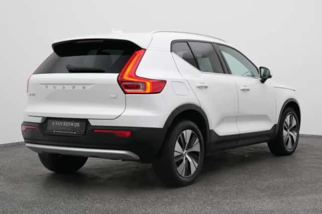Volvo XC40 (2022) thumbnail 6