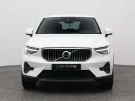 Volvo XC40 (2022) thumbnail 9