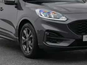 Ford Kuga (2023) thumbnail 16