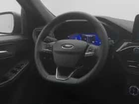 Ford Kuga (2023) thumbnail 7
