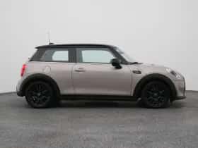 MINI Mini (2023) thumbnail 8
