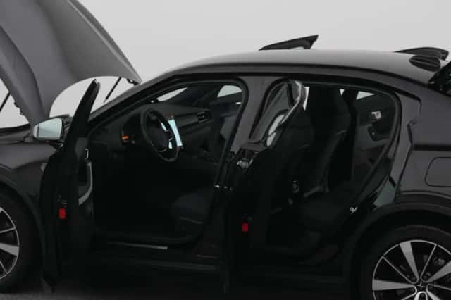 Polestar 2 (2021) thumbnail 34