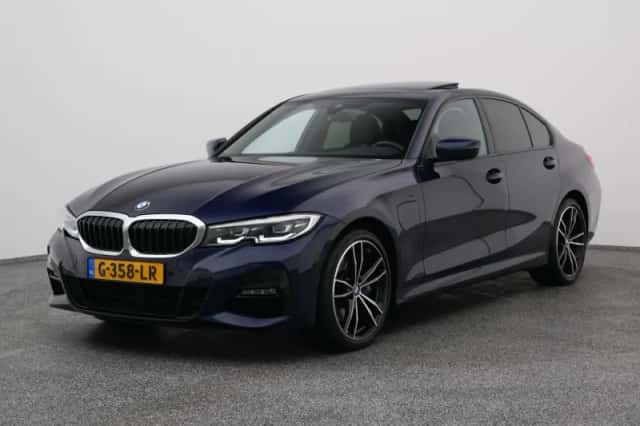 BMW 3-Serie (2019) thumbnail 1