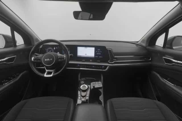Kia Sportage (2024) thumbnail 3
