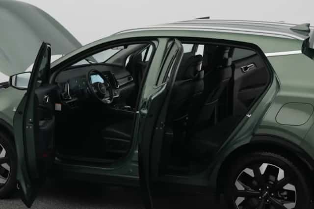 Kia Sportage (2024) thumbnail 33