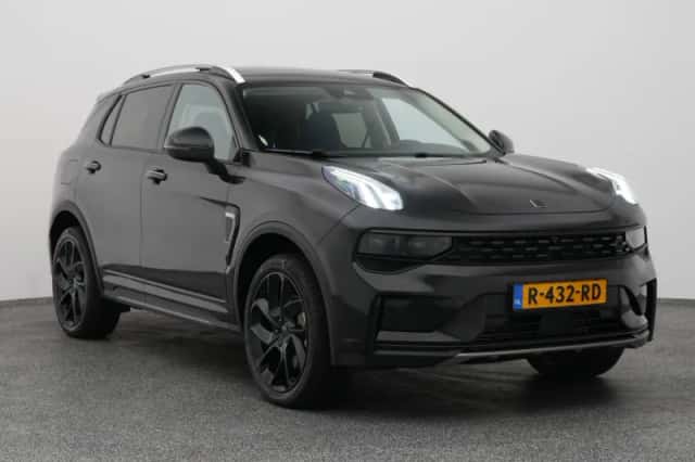 Lynk & Co 01 (2022) thumbnail 2