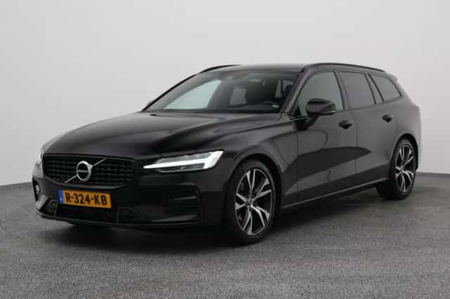 Volvo V60 (2022) thumbnail 1