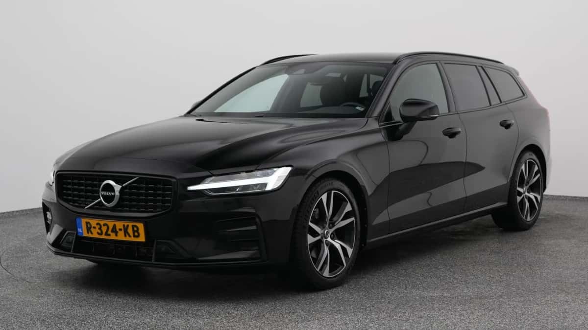 Volvo V60 (2022) — foto 1