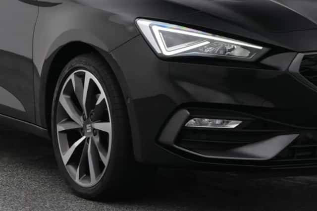 SEAT Leon (2021) thumbnail 17