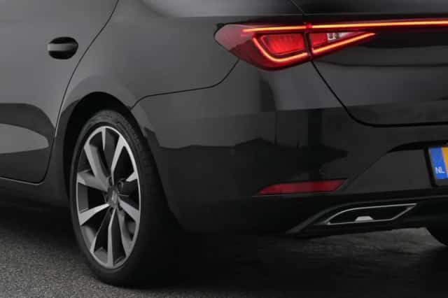 SEAT Leon (2021) thumbnail 18