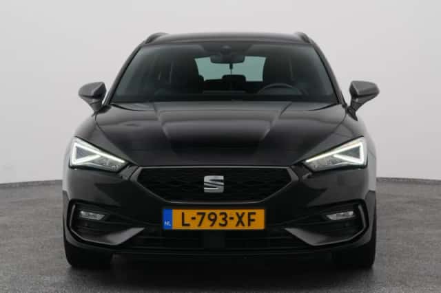 SEAT Leon (2021) thumbnail 9