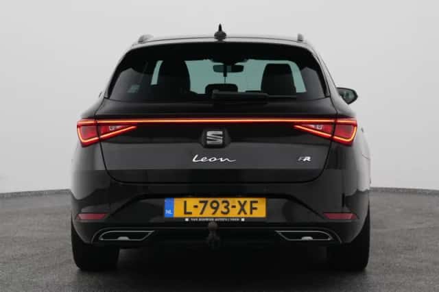 SEAT Leon (2021) thumbnail 10